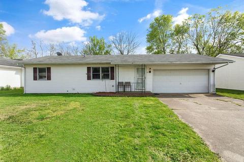 113 Rustic Dr, Circleville, OH 43113 photo 2