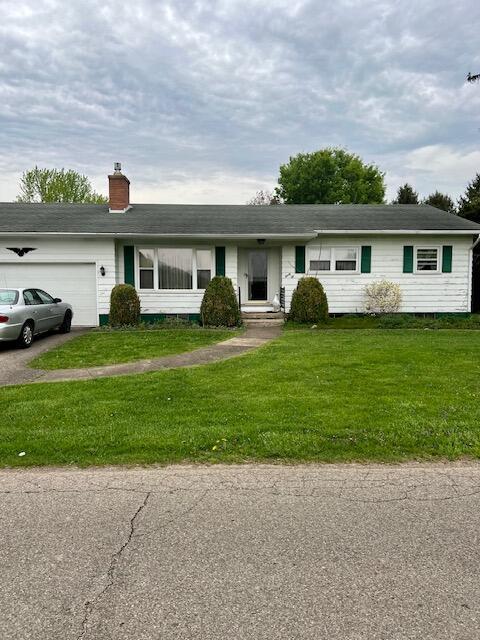 32 E 4th St, The Plains, OH 45780