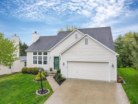7276 Park Bend Dr, Westerville, OH 43082