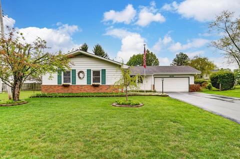 3699 Gairlock Dr, Columbus, OH 43228