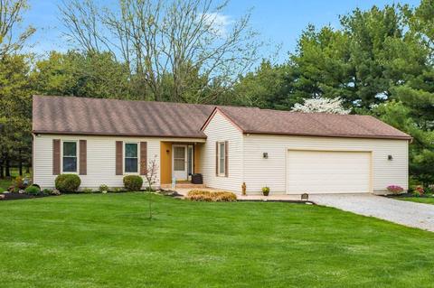 1525 Refugee Rd, Pickerington, OH 43147