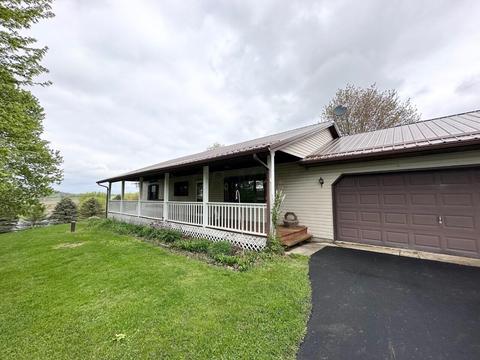 8311 Linnville Rd SE, Newark, OH 43056