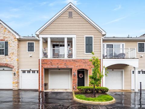 4223 Colister Dr #11-422, Dublin, OH 43016