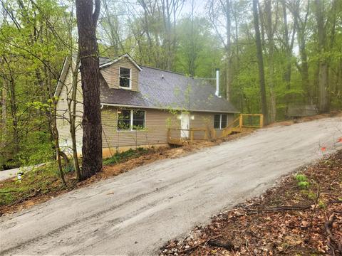 1940 Moosejaw Ct, Sugar Grove, OH 43155