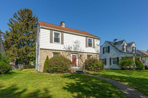1023 S Roosevelt Ave, Bexley, OH 43209