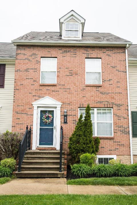 62 Highbluffs Blvd, Columbus, OH 43235
