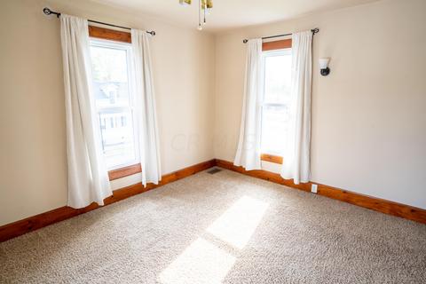 241 E William St, Delaware, OH 43015 photo 16
