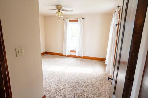 241 E William St, Delaware, OH 43015 photo 15