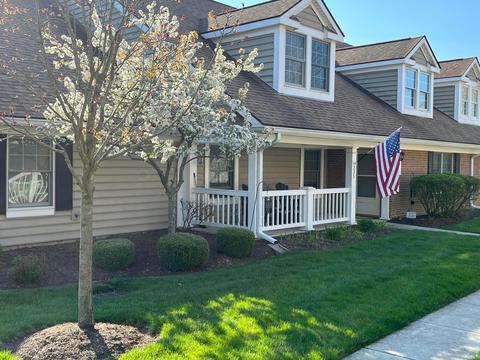 235 Dogwood Ln, Westerville, OH 43082