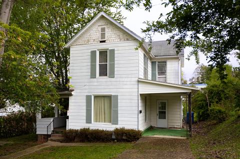 515 E 3rd St, Wellston, OH 45692