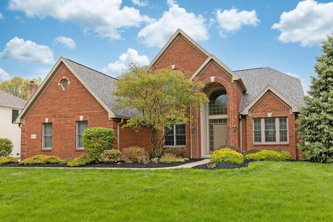 8473 Harvest Wind Dr, Westerville, OH 43082