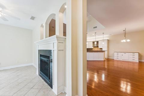 6012 Eiger Dr, Columbus, OH 43213 photo 5