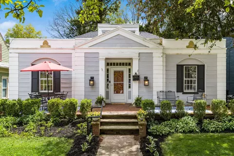 126 Cherry St, Granville, OH 43023