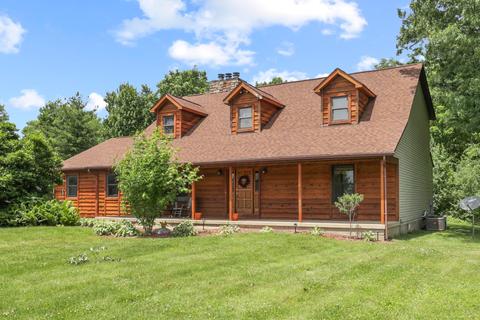 7610 Beecher Rd SW, Pataskala, OH 43062