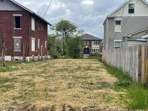 1217-1219 E Livingston Ave, Columbus, OH 43205
