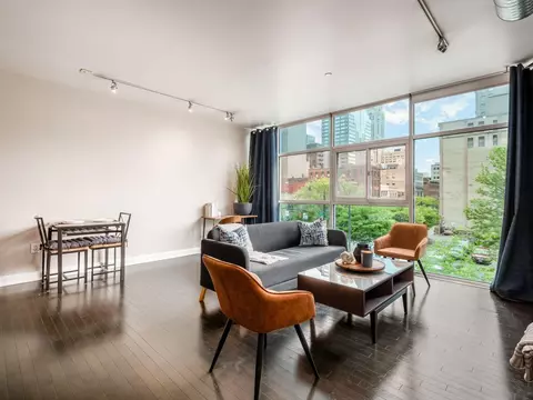 100 E Gay St #304, Columbus, OH 43215