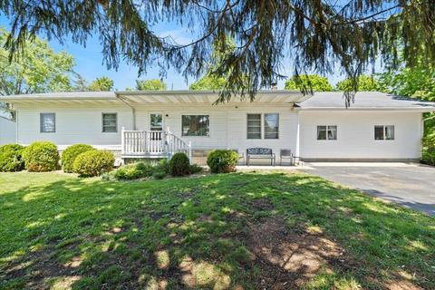 16 Windsor Dr, Kingston, OH 45644