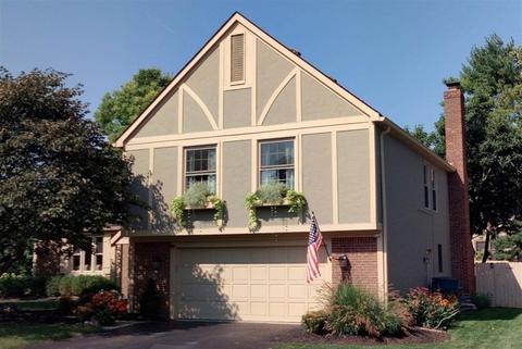 7009 Lakebrook Blvd, Columbus, OH 43235