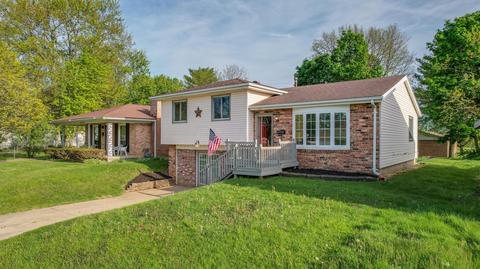 405 Warren Dr, Springfield, OH 45503