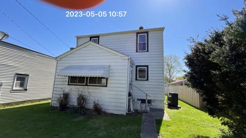 214 College St, Groveport, OH 43125