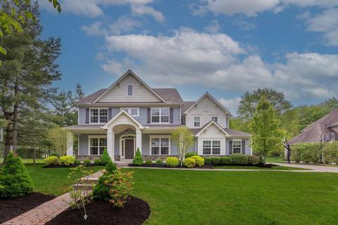 5450 Aldie Mill Dr, New Albany, OH 43054