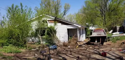 17000 Little Walnut Rd, Ashville, OH 43103