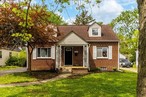 2975 Oaklawn St, Columbus, OH 43224