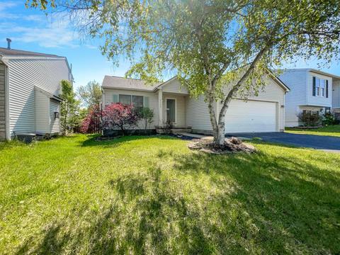 2132 Brookbank Dr, Grove City, OH 43123