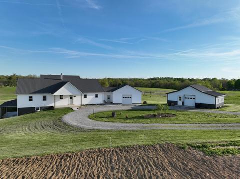 10180 Sr 124, Hillsboro, OH 45133