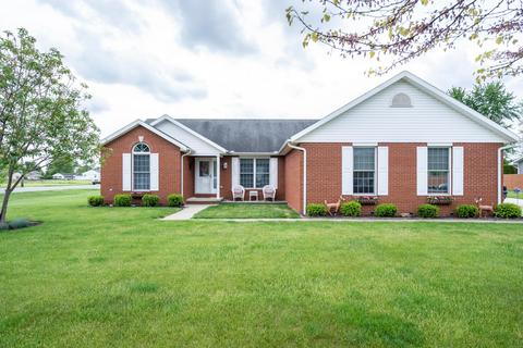 1001 Farmington Ln, Washington Court House, OH 43160