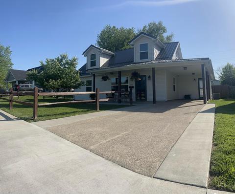 410 Beverly Ave, Waverly, OH 45690