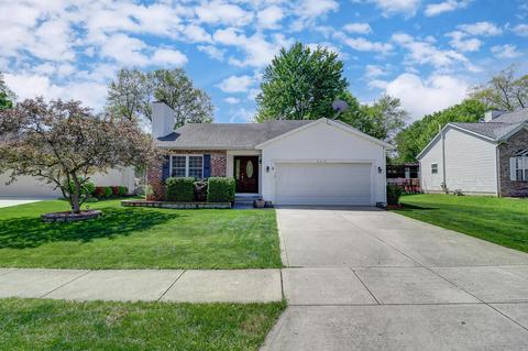 213 Bent Tree Ln, Pataskala, OH 43062