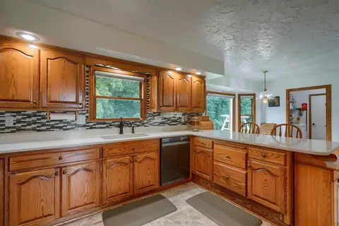 14 Robin Hill Ln, Jackson, OH 45640 photo 13