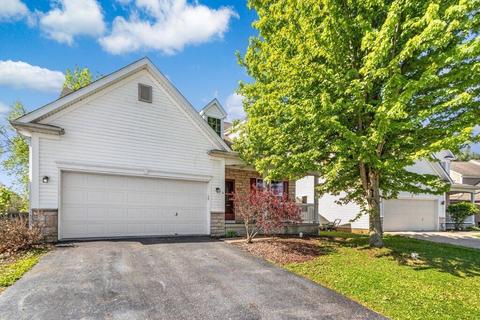 7529 Twisted Bark Dr, Canal Winchester, OH 43110