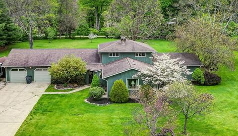23 Mill Race Rd, Granville, OH 43023