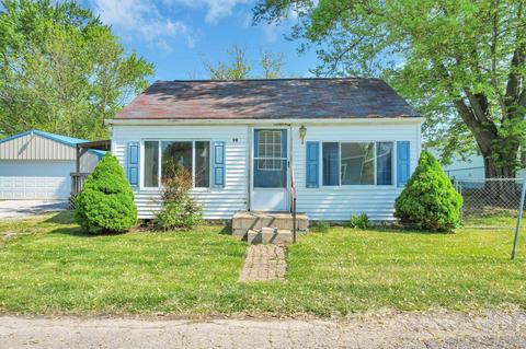 98 4th St, Buckeye Lake, OH 43008