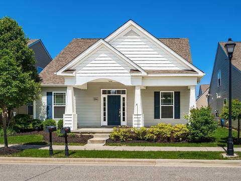 2184 Legends Dr, Grove City, OH 43123