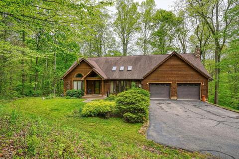 16972 Rocky Fork Rd, Logan, OH 43138