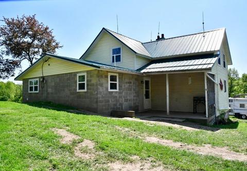 1350 Butterbean Ridge Rd, Philo, OH 43771