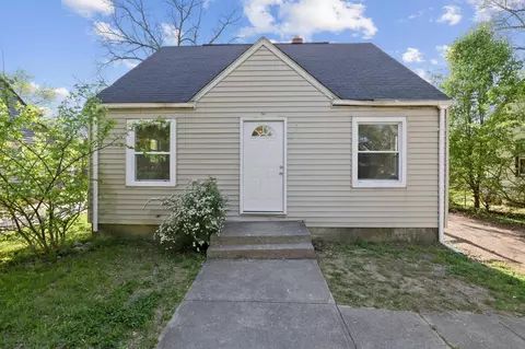 2453 Renwood Pl, Columbus, OH 43211