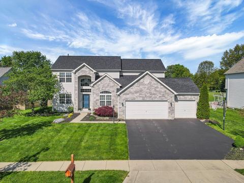 5727 Daisy Trail Dr, Grove City, OH 43123