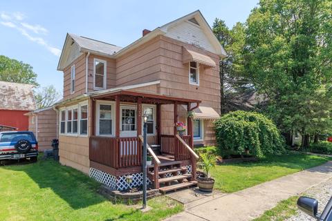 532 Jefferson St, Pataskala, OH 43062