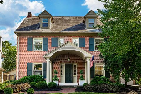 1941 Chelsea Rd, Columbus, OH 43212