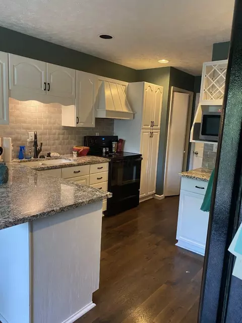 13 Hilltop Dr, Jackson, OH 45640 photo 3