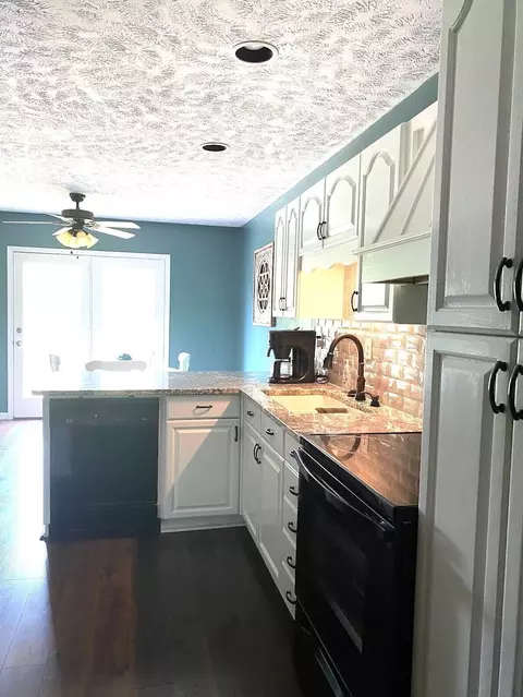 13 Hilltop Dr, Jackson, OH 45640 photo 6