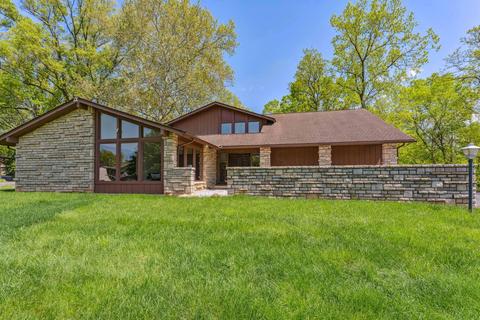 840 Strawberry Hill Rd E, Columbus, OH 43213
