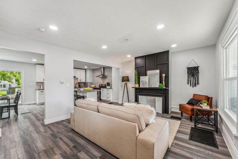 734 Kelton Ave, Columbus, OH 43205