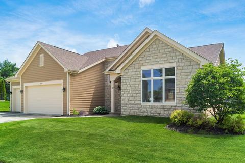 5231 Stratshire Pl, Columbus, OH 43230