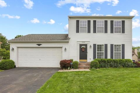2200 Grove Oaks Ct, Grove City, OH 43123