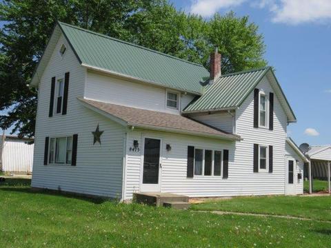 8475 Mink St SW, Pataskala, OH 43062